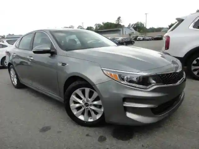 5XXGU4L39HG1773XX 2017 KIA OPTIMA-0