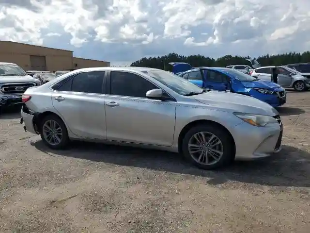 4T1BF1FK5HU680144 2017 TOYOTA CAMRY-3