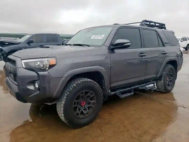 JTELU5JR9P6117865 2023 TOYOTA 4RUNNER SE-0