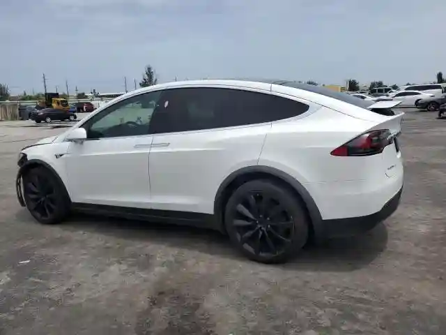 5YJXCDE20HF067847 2017 TESLA MODEL X-1