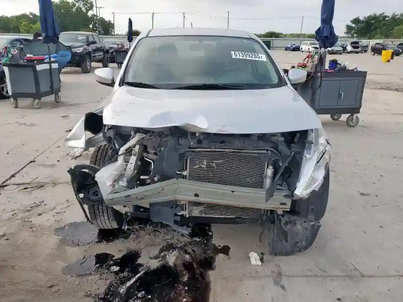3N1CN7AP8HL891322 2017 NISSAN VERSA-4