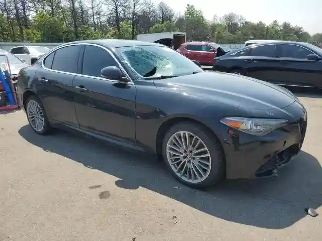 ZARFAEEN6H7550756 2017 ALFA ROMEO GIULIA-3