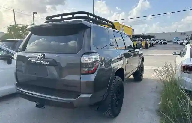 JTELU5JR4M5868907 2021 TOYOTA 4RUNNER-3