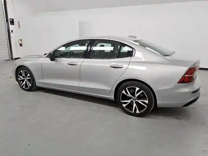 7JRL12FJ9SG366637 2025 VOLVO S60 CORE-1
