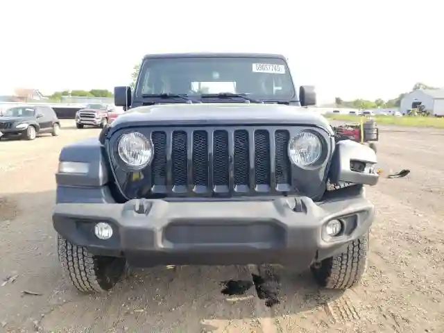 1C4GJXAN5JW180105 2018 JEEP WRANGLER-4