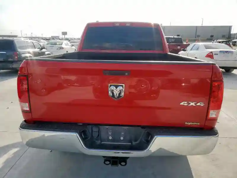 1C6RR7FT2JS244415 2018 RAM 1500-5