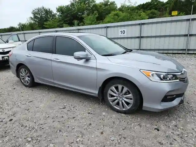 1HGCR3F80HA026090 2017 HONDA ACCORD-3