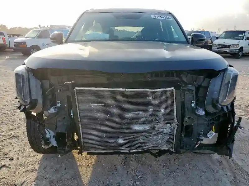 5XYP64GC3PG391556 2023 KIA TELLURIDE-4