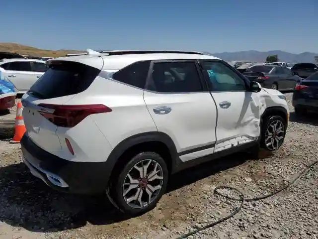 KNDETCA23N7273737 2022 KIA SELTOS-2