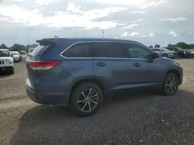 5TDKZRFH4HS215440 2017 TOYOTA HIGHLANDER-2