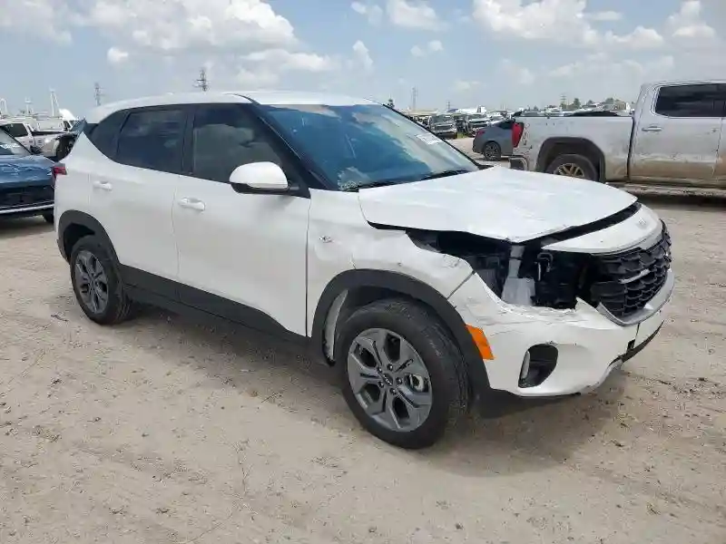 KNDEPCAA4S7726044 2025 KIA SELTOS-3