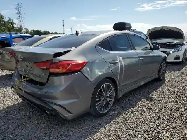 KMHD04LB1JU498799 2018 HYUNDAI ELANTRA-2