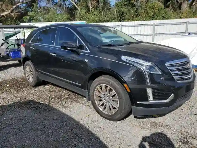 1GYKNCRS7HZ130553 2017 CADILLAC XT5-3