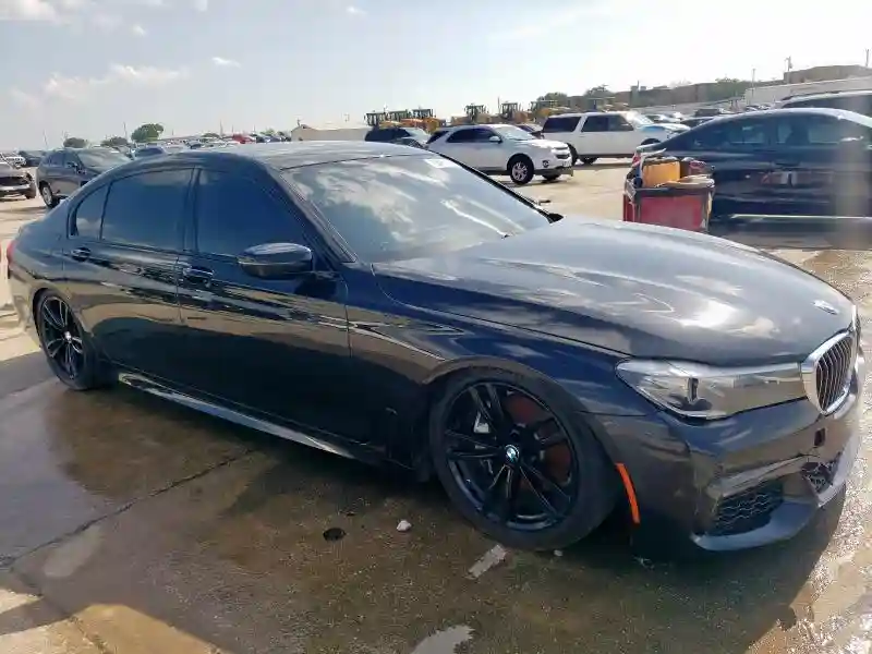 WBA7E4C55JGV28167 2018 BMW 7 SERIES-3