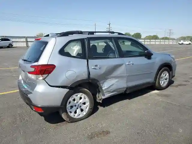 JF2SKADC3MH440588 2021 SUBARU FORESTER-2