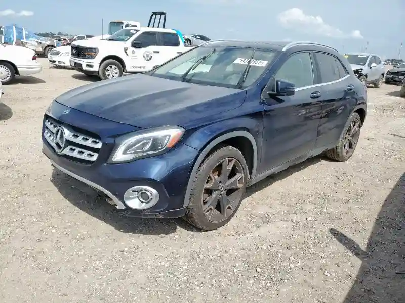 WDCTG4EB8JJ414952 2018 MERCEDES-BENZ GLA-CLASS-0