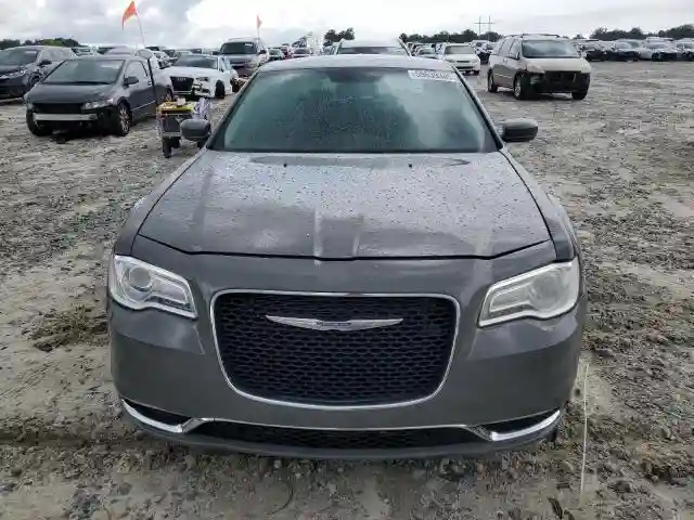 2C3CCAAG4JH168246 2018 CHRYSLER 300-4