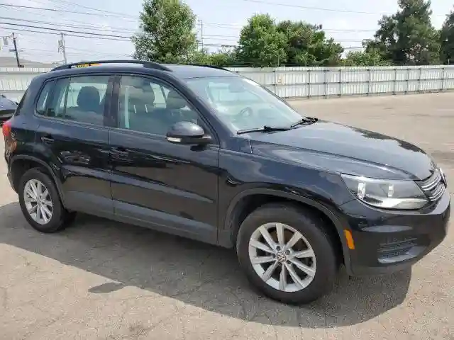 WVGBV7AXXHK047739 2017 VOLKSWAGEN TIGUAN-3