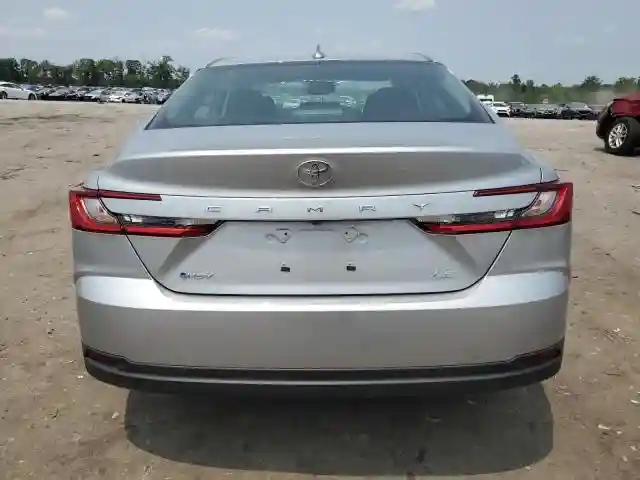 4T1DAACK7SU073911 2025 TOYOTA CAMRY-5