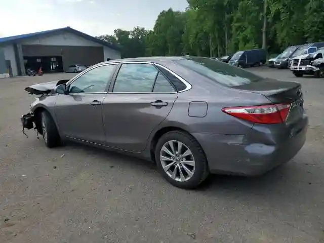 4T1BF1FK2FU950752 2015 TOYOTA CAMRY-1