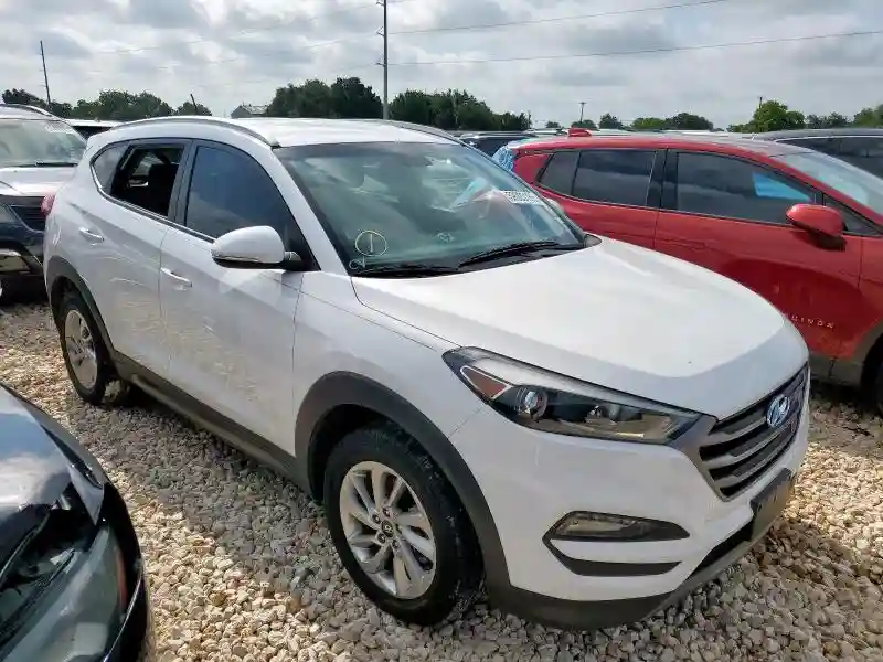 KM8J33A26GU076270 2016 HYUNDAI TUCSON-3