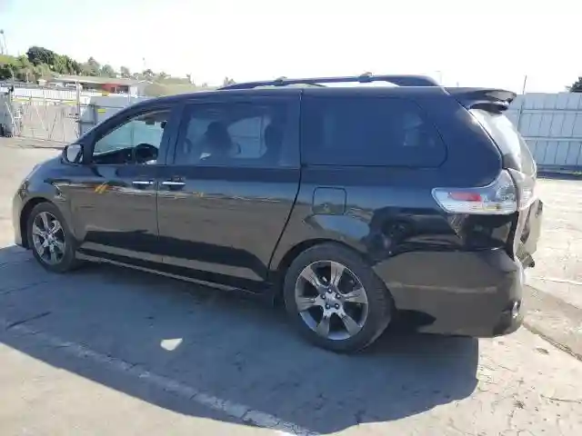 5TDXK3DC1GS699645 2016 TOYOTA SIENNA-1
