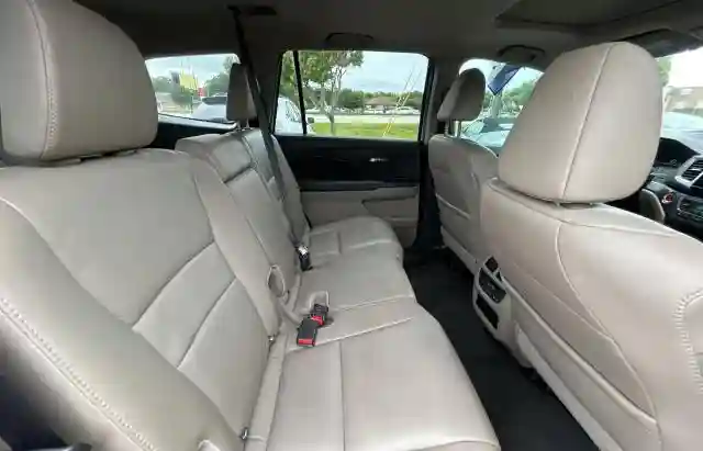 5FNYF5H75GB057838 2016 HONDA PILOT-5