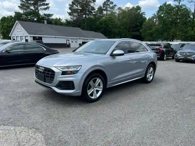 WA1AVAF1XKD017700 2019 AUDI Q8-0