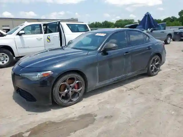 ZARFANBN7M7643882 2021 ALFA ROMEO GIULIA-0