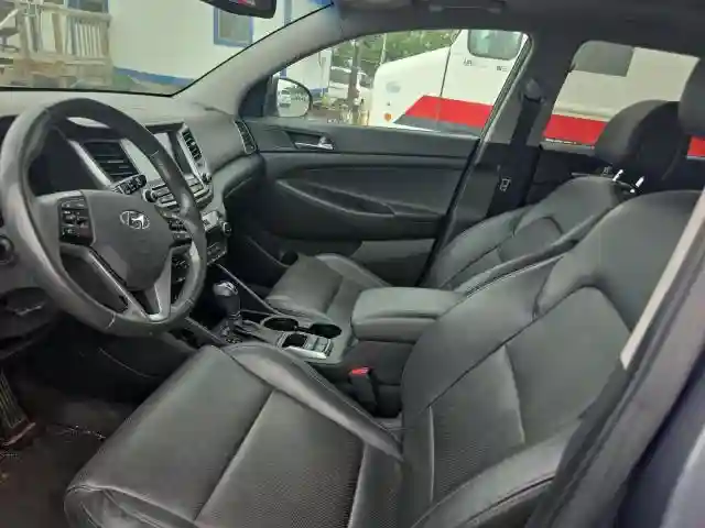 KM8J33A25GU240589 2016 HYUNDAI TUCSON-4