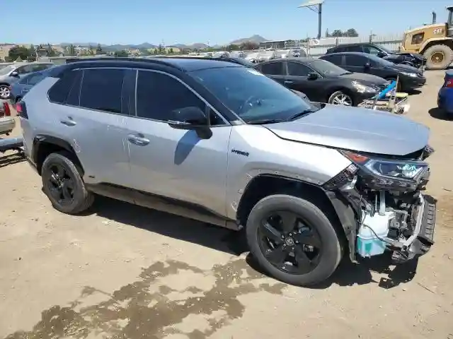 2T3E6RFV8MW024298 2021 TOYOTA RAV4-3