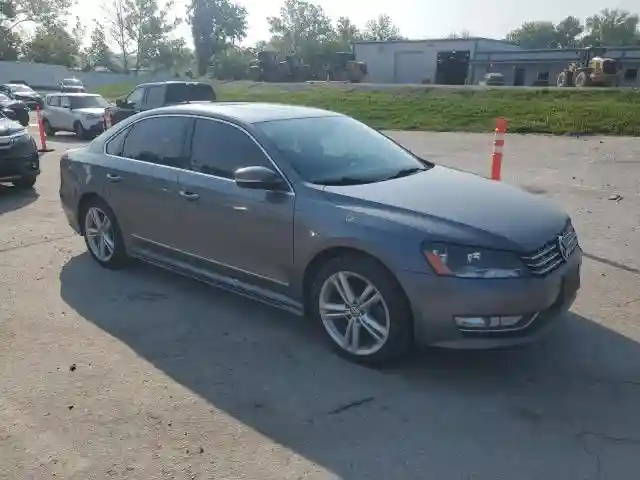 1VWCM7A34FC108922 2015 VOLKSWAGEN PASSAT-3
