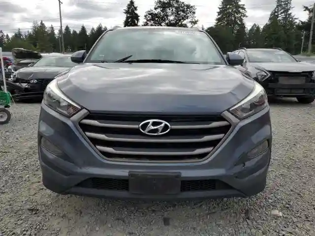 KM8J3CA44GU206371 2016 HYUNDAI TUCSON-4