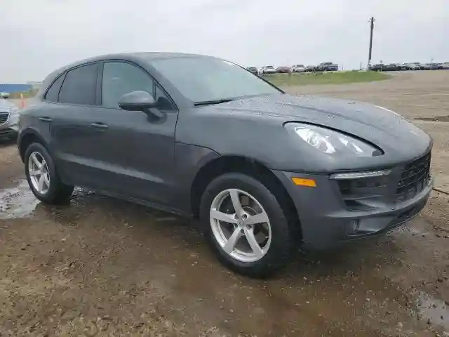 WP1AA2A58JLB24698 2018 PORSCHE MACAN-3
