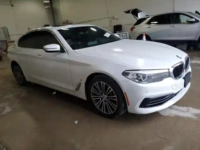 WBAJA9C55KB398758 2019 BMW 5 SERIES-3
