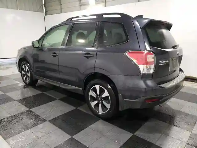 JF2SJAGC3JH488361 2018 SUBARU FORESTER-1