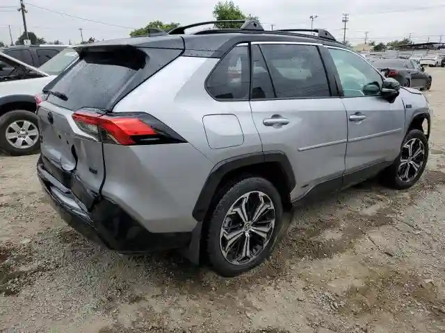 JTMEB3FV2RD208004 2024 TOYOTA RAV4-2