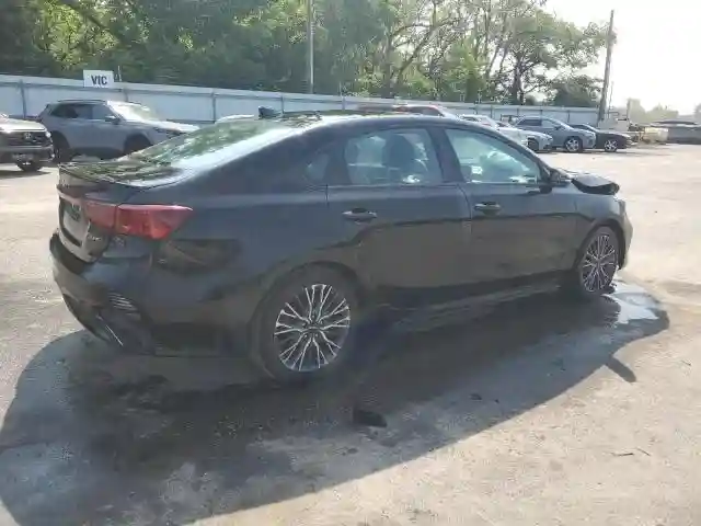 3KPF54AD3PE605930 2023 KIA FORTE-2
