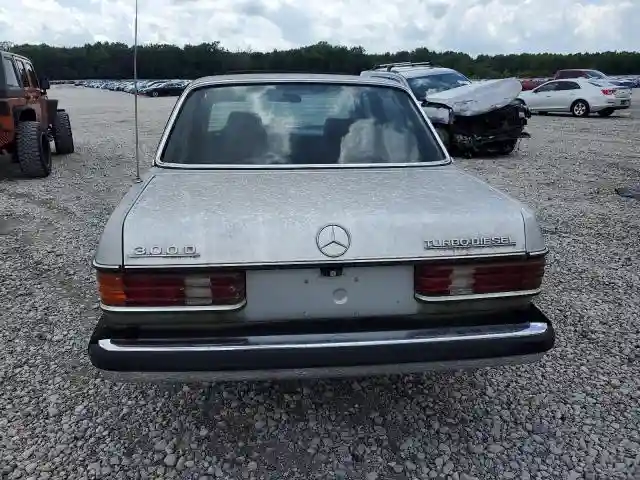 WDBAB33A9EA031137 1984 MERCEDES-BENZ 300-CLASS-5