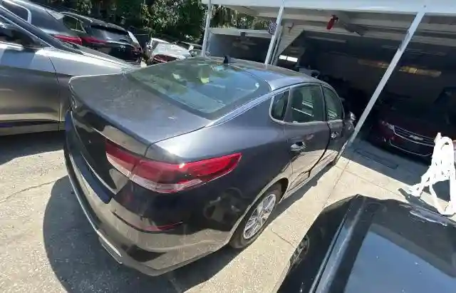 5XXGT4L36KG283458 2019 KIA OPTIMA-3