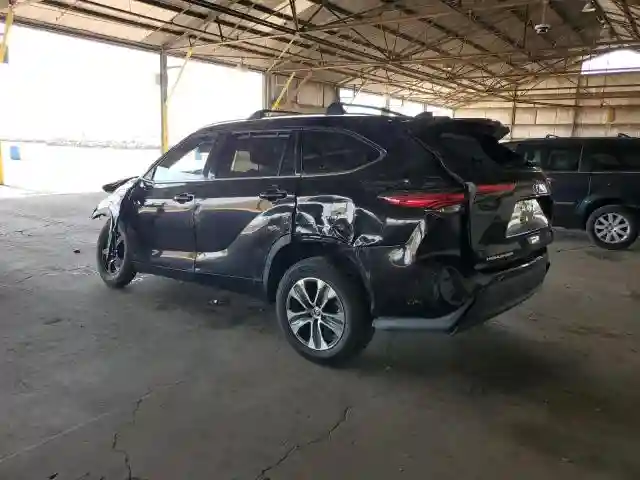 5TDHBRCH3MS036688 2021 TOYOTA HIGHLANDER-1