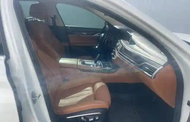 WBA7F2C55GG419122 2016 BMW 7 SERIES-4
