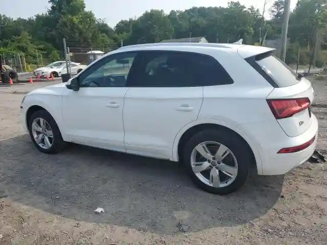 WA1ANAFY7J2215464 2018 AUDI Q5-1
