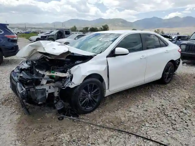 4T1BF1FKXGU265576 2016 TOYOTA CAMRY-0