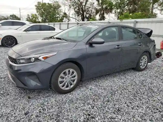 3KPF24AD1PE633119 2023 KIA FORTE-0