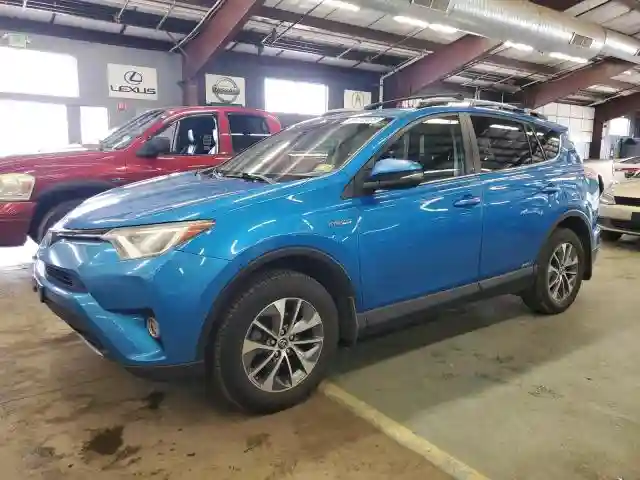 JTMRJREV8JD193702 2018 TOYOTA RAV4-0