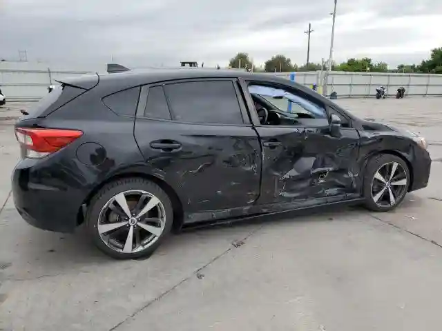 4S3GTAK62H1738174 2017 SUBARU IMPREZA-2