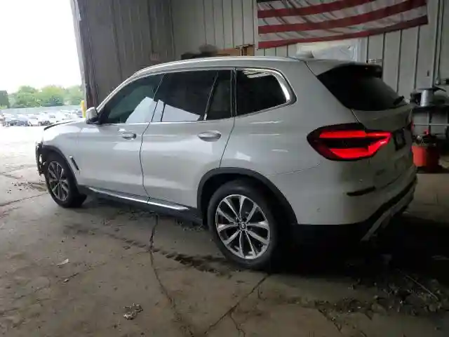 5UXTR9C5XKLR09877 2019 BMW X3-1
