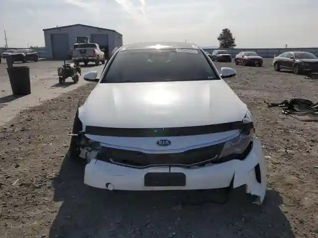 KNAGU4LE9H5013620 2017 KIA OPTIMA-4
