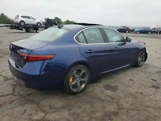 ZARFAEDN7H7552467 2017 ALFA ROMEO GIULIA-2